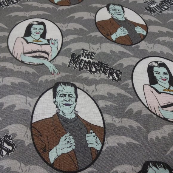 Classic "THE MUNSTERS - HERMAN & LILY" Handmade Cotton Pillowcase - Picture 2 of 3